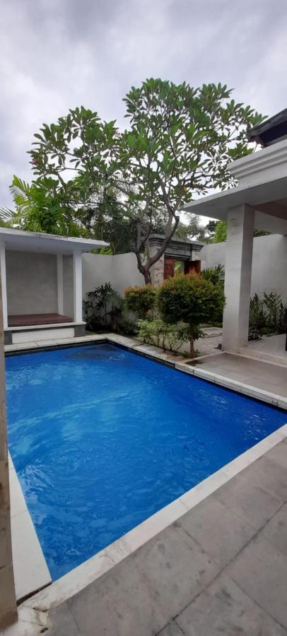 The Kayuputih Vila Lovina Exterior foto