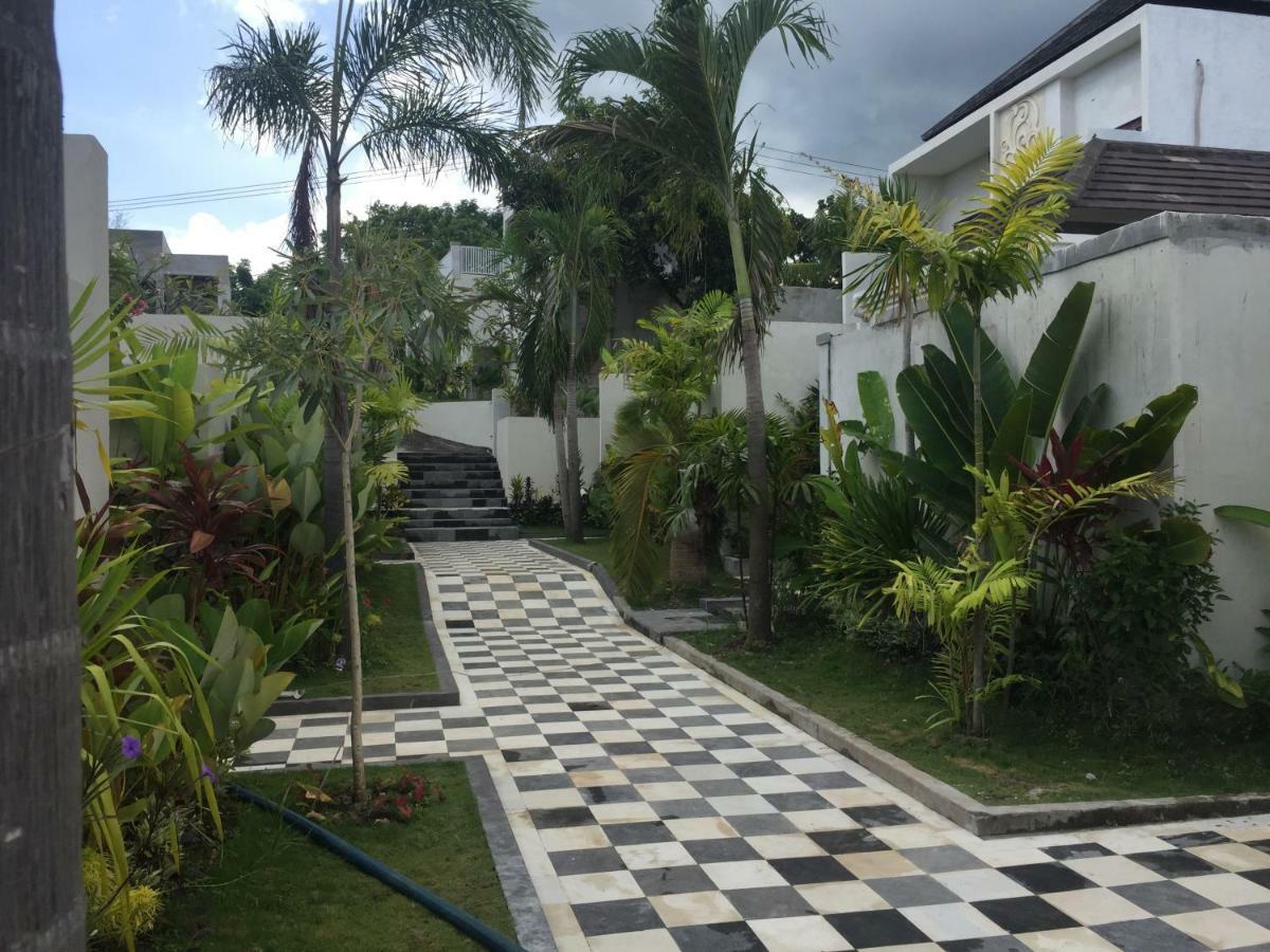 The Kayuputih Vila Lovina Exterior foto